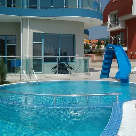 Blue Bay Sluneční pobřeží