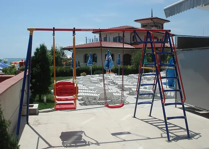 Blue Bay Szálloda 3*