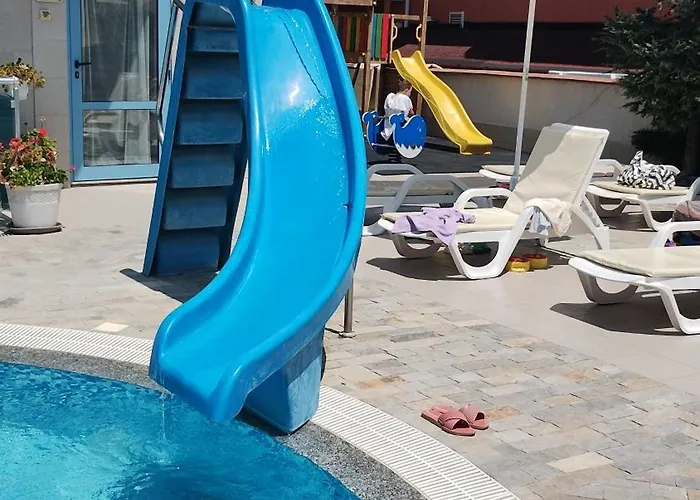 Отель Blue Bay 3*