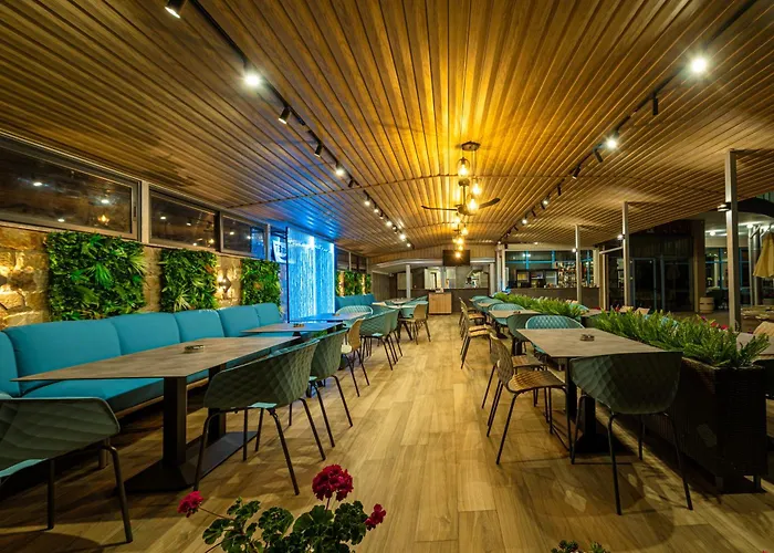 Отель Blue Bay 3*