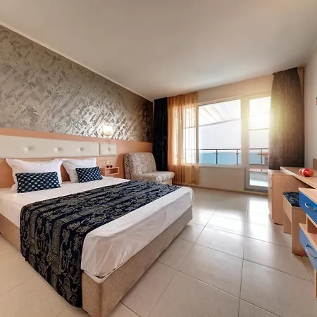 Hotel Blue Bay 3*