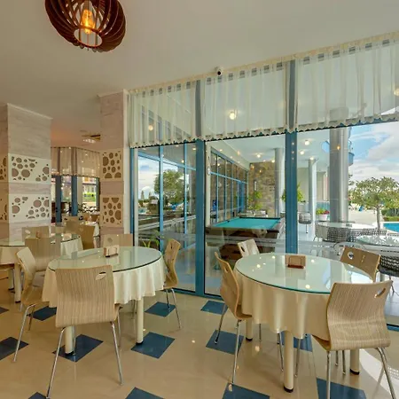 Otel Blue Bay