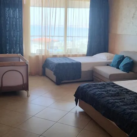 Hotel Blue Bay 3*